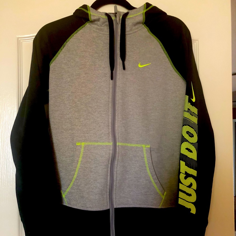 Nike Zip-up Therma-Fit Jacket Women’s Small
